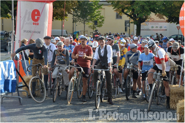 Pinerolo :Ciclismo Vintage e la Classica Pinerolo :Ciclismo Vintage e la Classica