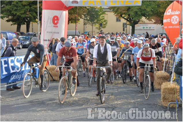 Pinerolo :Ciclismo Vintage e la Classica Pinerolo :Ciclismo Vintage e la Classica