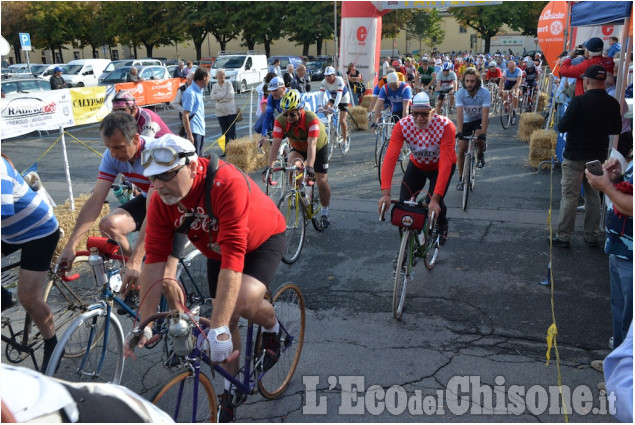 Pinerolo :Ciclismo Vintage e la Classica Pinerolo :Ciclismo Vintage e la Classica