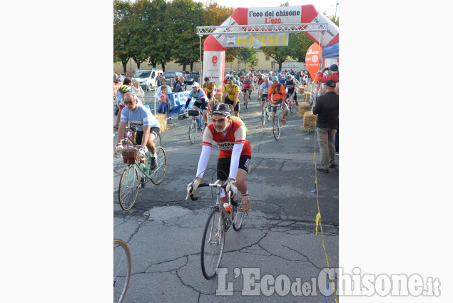 Pinerolo :Ciclismo Vintage e la Classica Pinerolo :Ciclismo Vintage e la Classica