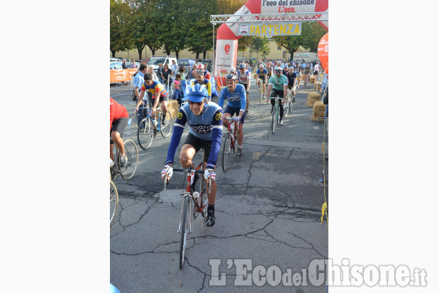 Pinerolo :Ciclismo Vintage e la Classica Pinerolo :Ciclismo Vintage e la Classica