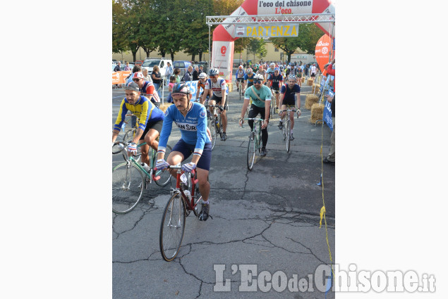 Pinerolo :Ciclismo Vintage e la Classica Pinerolo :Ciclismo Vintage e la Classica