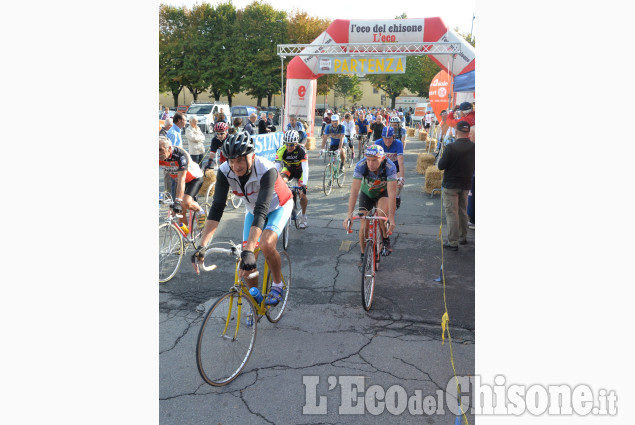 Pinerolo :Ciclismo Vintage e la Classica Pinerolo :Ciclismo Vintage e la Classica