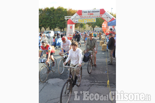Pinerolo :Ciclismo Vintage e la Classica Pinerolo :Ciclismo Vintage e la Classica