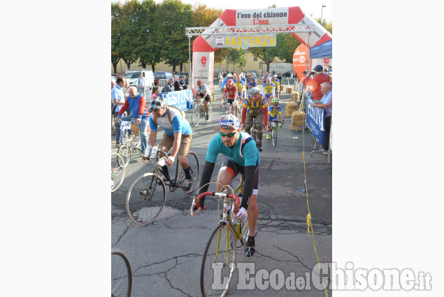 Pinerolo :Ciclismo Vintage e la Classica Pinerolo :Ciclismo Vintage e la Classica