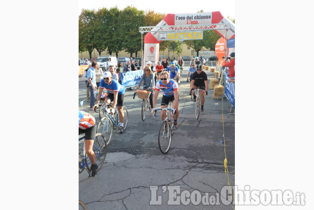 Pinerolo :Ciclismo Vintage e la Classica Pinerolo :Ciclismo Vintage e la Classica