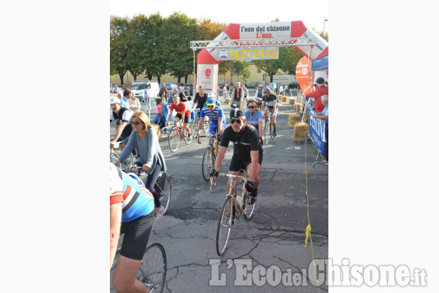 Pinerolo :Ciclismo Vintage e la Classica Pinerolo :Ciclismo Vintage e la Classica