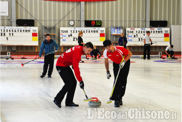 Curling ,Ungheria campione a Pinerolo