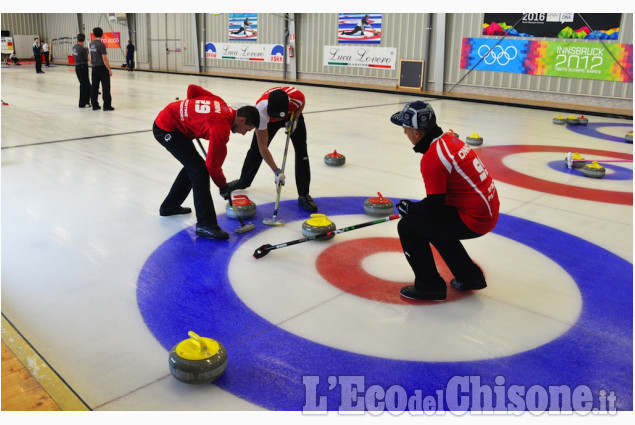 Curling ,Ungheria campione a Pinerolo