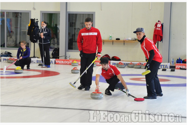 Curling ,Ungheria campione a Pinerolo