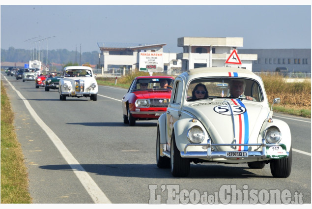 Pinerolo: 4°Raduno auto e moto del passato