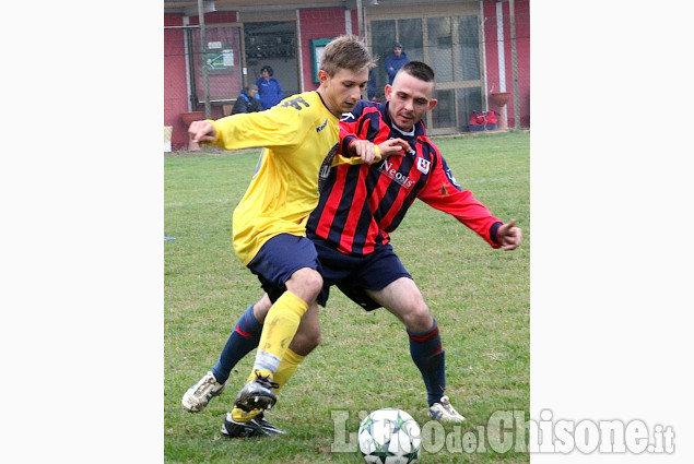 Calcio 2ª cat.: Castagnole-Garino