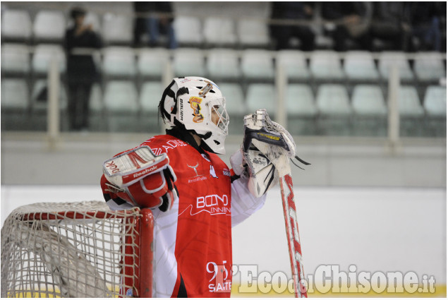 Hockey ghiaccio, immagini del derby di serie C PInerolo - Valpellice