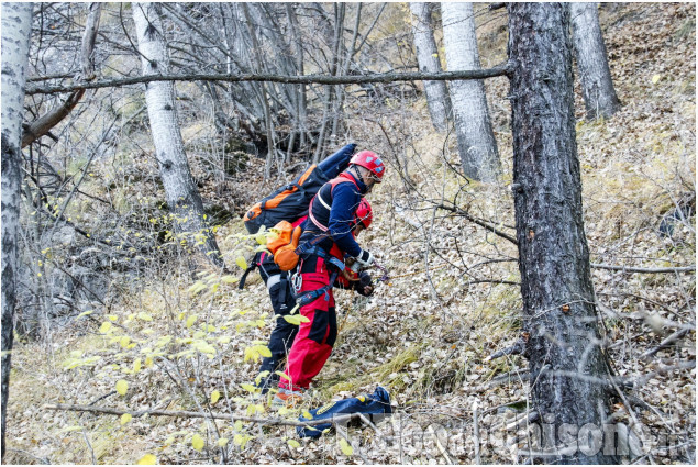 Soccorso Alpino e Croce verde: esercitazione congiunta nella scarpata