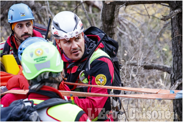 Soccorso Alpino e Croce verde: esercitazione congiunta nella scarpata