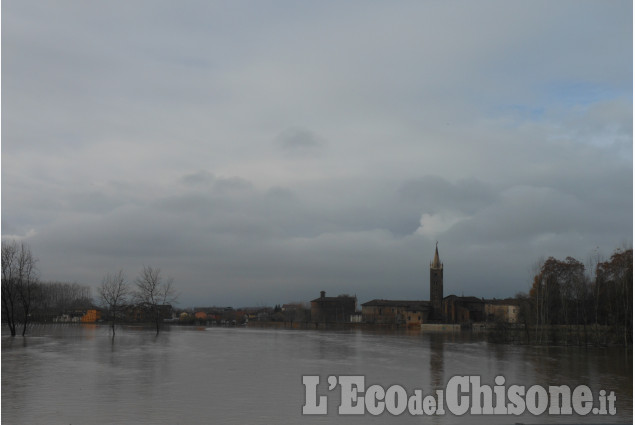 Immagini dal Ponte sul Po di Villafranca