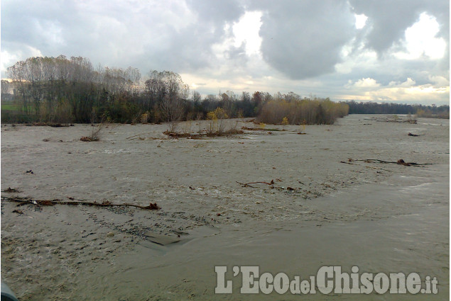 Alluvione: il Chisone, tra Garzigliana e Macello