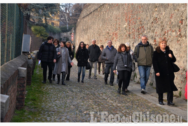 Pinerolo: A spasso per visitare i luoghi di&quot; De Amicis&quot;