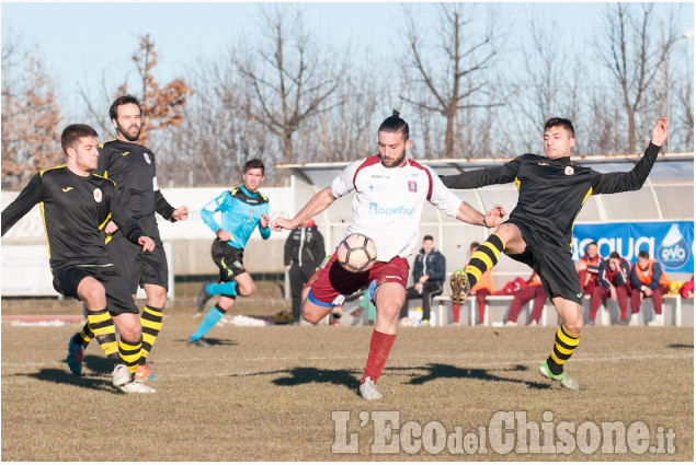 Calcio: Saluzzo - Cavour