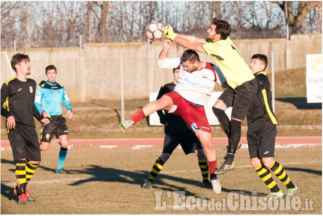 Calcio: Saluzzo - Cavour