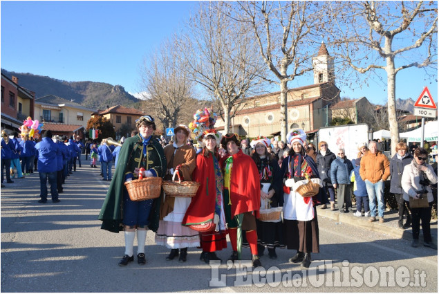 Roletto: Carnevale in piazza