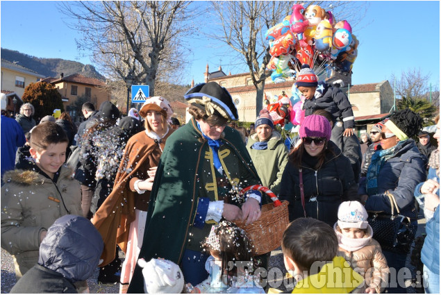 Roletto: Carnevale in piazza