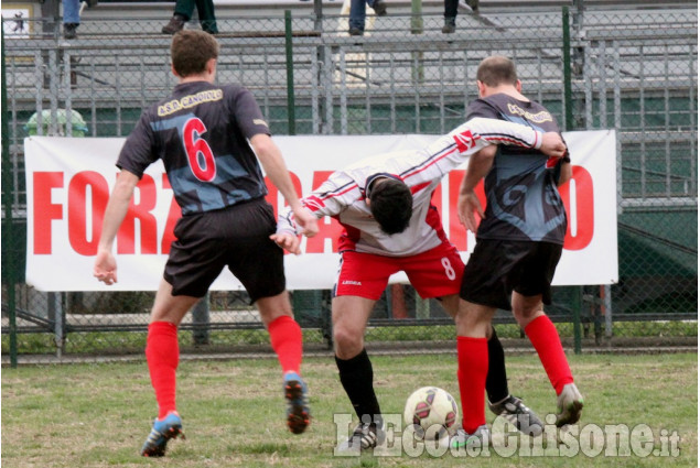 Calcio 2° cat .Candiolo  vs Piossasco 