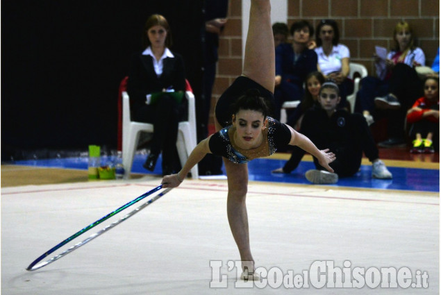 Cantalupa, le affascinanti evoluzioni di ginnastica ritmica