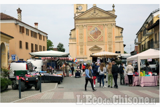 Castagnole fiera e cori