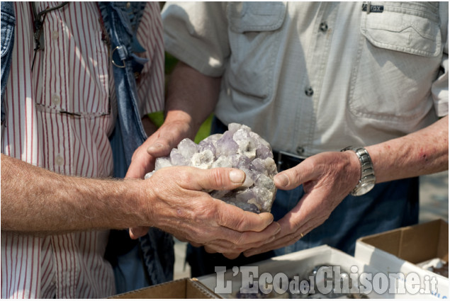 MineraLuserna: alla ricerca di pietre preziose