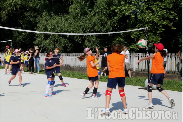 Candiolo: festa finale mini volley, 380 piccoli atleti