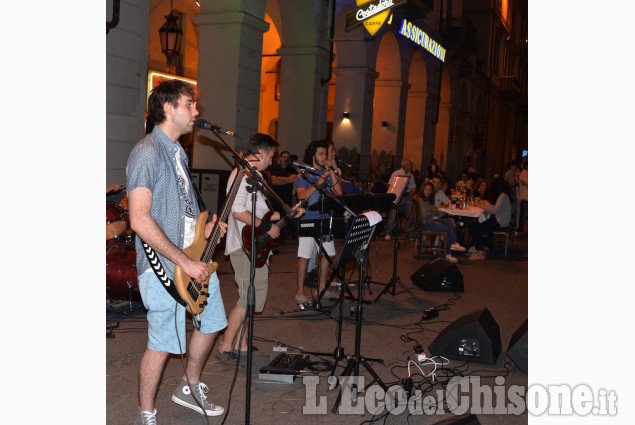 Pinerolo: Notte Bianca e inizio saldi nel centro