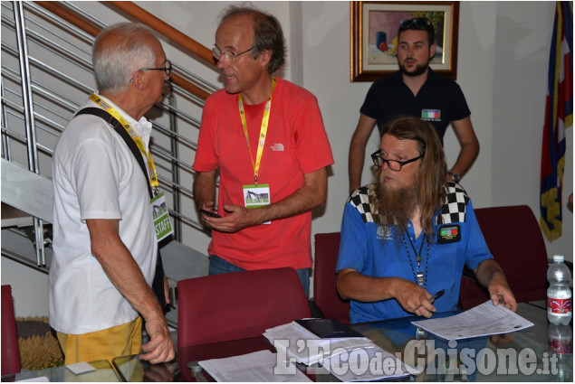 ciclismo dalle mura al muro Ciclismo dalle mura al muro