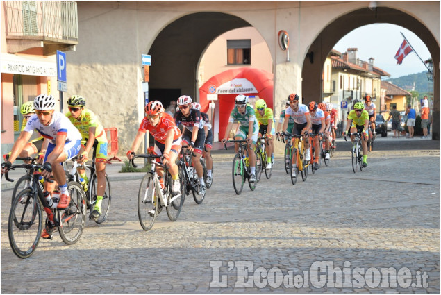ciclismo dalle mura al muro Ciclismo dalle mura al muro