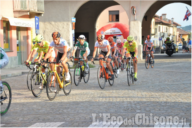 ciclismo dalle mura al muro Ciclismo dalle mura al muro