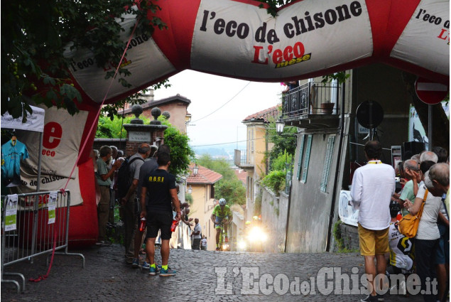 ciclismo dalle mura al muro Ciclismo dalle mura al muro