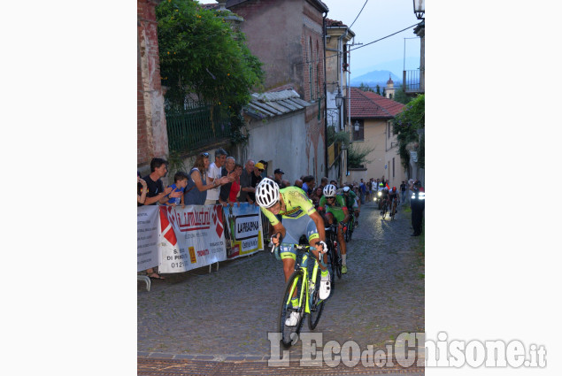 ciclismo dalle mura al muro Ciclismo dalle mura al muro