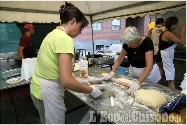 Polonghera : in festa con la porchetta e i gnocchi fritti