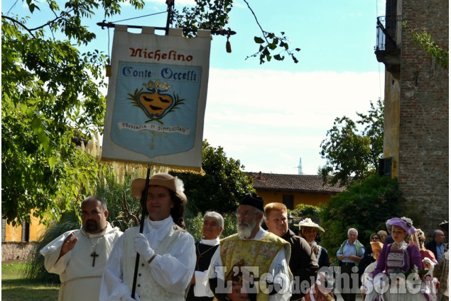 Il Castello di Nichelino si apre per la sfilata in costume del Conte Occelli