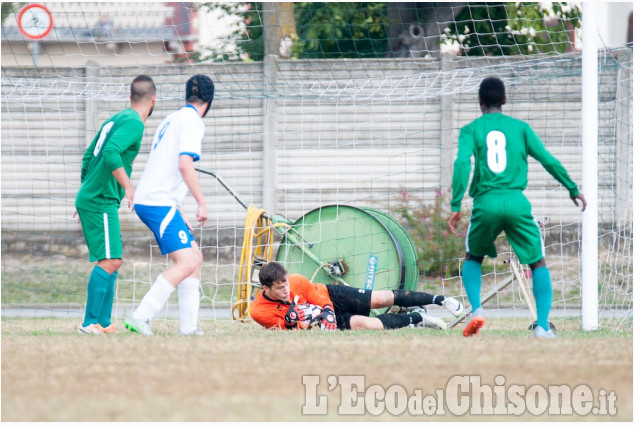 Calcio: Moretta-Revello