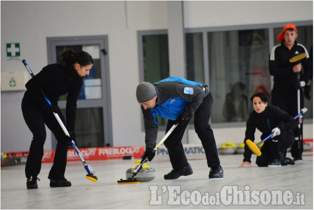 Pinerolo, curling trofeo Sys Tek alla Nazionale magiara