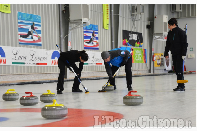 Pinerolo, curling trofeo Sys Tek alla Nazionale magiara