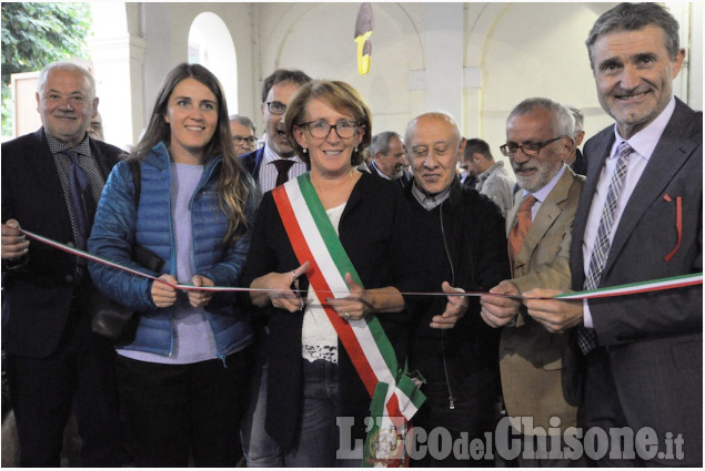 Ottobrata, Barge fa il pieno di gente
