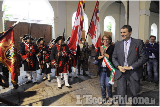 Ottobrata, Barge fa il pieno di gente