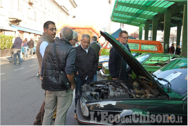 Pinerolo: 5°Raduno auto e moto del passato