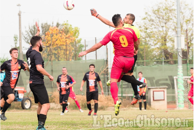 CALCIO: CAVOUR BATTE VILLAFRANCA, UN DERBY SENTITO