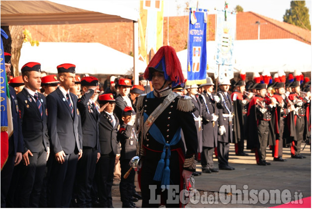 Pinerolo, la Ministra Pinotti ha inaugurato la nuova caserma dei Carabinieri