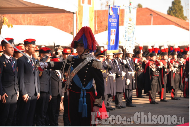 Pinerolo, la Ministra Pinotti ha inaugurato la nuova caserma dei Carabinieri