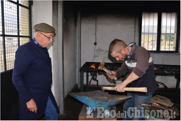 Diplomati cinque professionisti maniscalchi