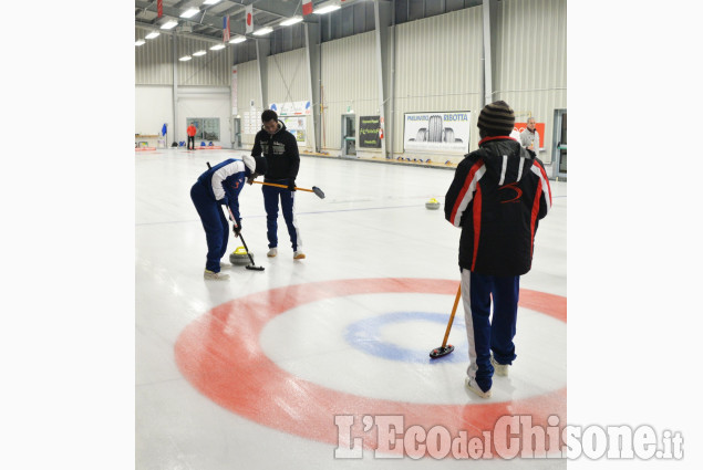 Curling: I giovani dell Africa First Curling Team